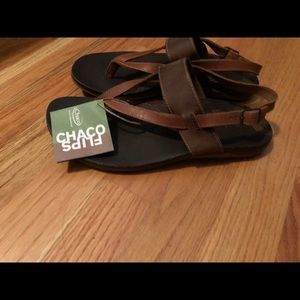 Chacos Maya Bronze Sz 7 NWT
